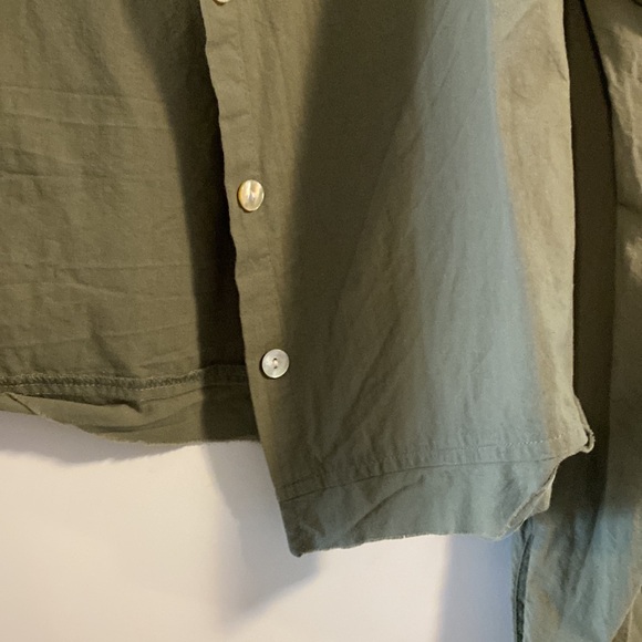 Jackson Rowe crop button up - Picture 3 of 5